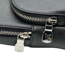 Carica l'immagine nel visualizzatore di Gallery, Avenue Slingbag in Pelle Nera