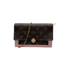 Carica l'immagine nel visualizzatore di Gallery, Flore Chain Wallet in Tela Monogram