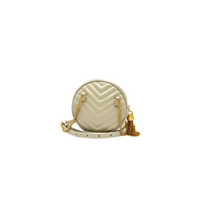 Upload the image to the Gallery viewer, Vinyle Round Camera Bag in Pelle Panna