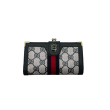 Upload the image to the Gallery viewer, Vintage wallet