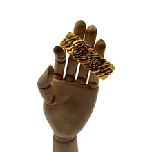 Carica l'immagine nel visualizzatore di Gallery, Bracciale rigido vintage