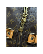 Carica l'immagine nel visualizzatore di Gallery, Keepall Bandoulière Monogram 45