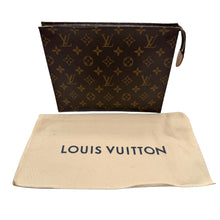 Carica l'immagine nel visualizzatore di Gallery, Trousse Toilette in Tela Monogram Grande