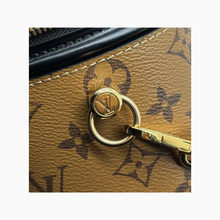 Carica l'immagine nel visualizzatore di Gallery, Cannes Monogram