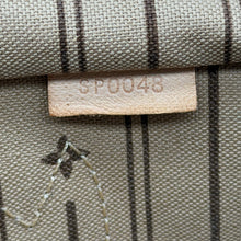 Carica l'immagine nel visualizzatore di Gallery, Neverfull MM in Tela Monogram