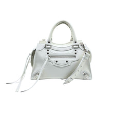 Carica l'immagine nel visualizzatore di Gallery, Neo Classic