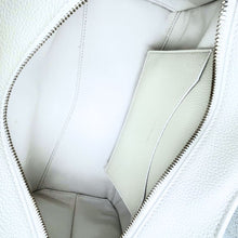 Carica l'immagine nel visualizzatore di Gallery, Neo Classic