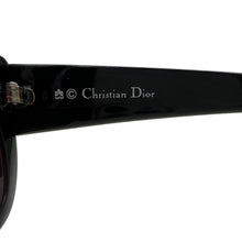 Carica l'immagine nel visualizzatore di Gallery, Occhiali da sole vintage