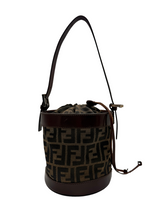 Carica l'immagine nel visualizzatore di Gallery, Drawstring Bucket Bag in Zucca Canvas