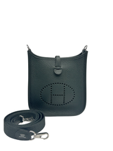 Carica l'immagine nel visualizzatore di Gallery, Evelyne 16 Taurillon Clémence Vert Mangrove