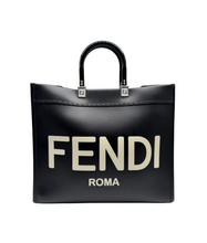 Carica l'immagine nel visualizzatore di Gallery, Borsa Sunshine in Pelle Nera