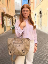 Carica l'immagine nel visualizzatore di Gallery, Sunday Tote Bag In Pelle Beige
