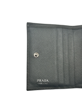 Carica l'immagine nel visualizzatore di Gallery, Portafoglio in Pelle Grigio