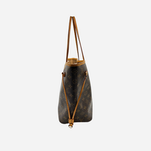 Carica l'immagine nel visualizzatore di Gallery, Neverfull MM Monogram