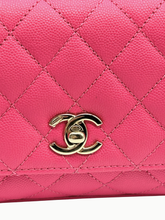 Carica l'immagine nel visualizzatore di Gallery, Borsa in Pelle Rosa