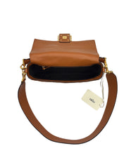 Carica l'immagine nel visualizzatore di Gallery, Baguette in Pelle Marrone