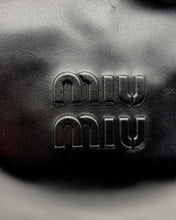 Carica l'immagine nel visualizzatore di Gallery, Hobo Bag in Pelle Nera