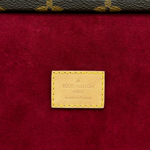 Carica l'immagine nel visualizzatore di Gallery, Card Game Box