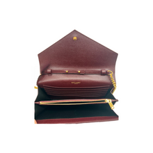 Carica l'immagine nel visualizzatore di Gallery, Cassandra Matelasse Chain Wallet