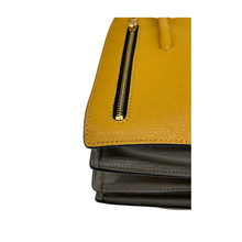 Upload the image to the Gallery viewer, Leather shoulder bag