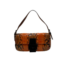 Carica l'immagine nel visualizzatore di Gallery, Borsa Baguette in Pitone