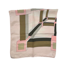 Carica l&#39;immagine nel visualizzatore di Gallery, Light Pink Hermes Silk Scarf
