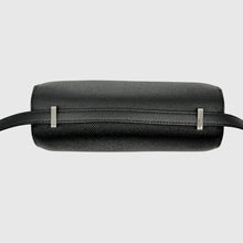 Carica l'immagine nel visualizzatore di Gallery, Constance Mini 19 in Pelle Nera
