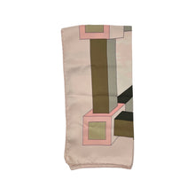 Carica l&#39;immagine nel visualizzatore di Gallery, Light Pink Hermes Silk Scarf
