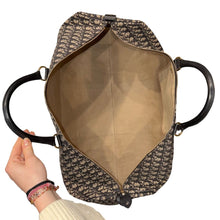 Carica l'immagine nel visualizzatore di Gallery, Borsone da Viaggio Boston in Tela Monogram
