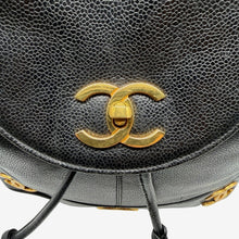 Carica l'immagine nel visualizzatore di Gallery, Zaino Vintage in Pelle Caviar Nera
