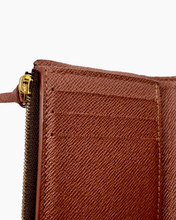 Carica l&#39;immagine nel visualizzatore di Gallery, Portafoglio Victorine in Tela Monogram
