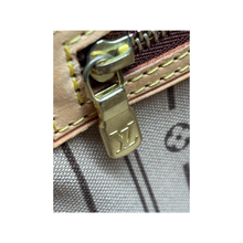 Carica l&#39;immagine nel visualizzatore di Gallery, Neverfull MM Monogram
