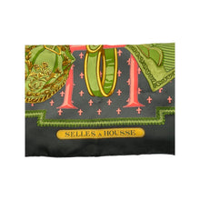 Carica l&#39;immagine nel visualizzatore di Gallery, Gray Hermes Silk Scarf
