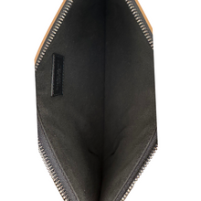Carica l&#39;immagine nel visualizzatore di Gallery, Clutch Beige
