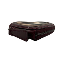 Carica l&#39;immagine nel visualizzatore di Gallery, Burberry Coin Case Heart Wallet
