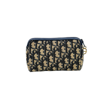 Upload the image to the Gallery viewer, Vintage clutch bag
