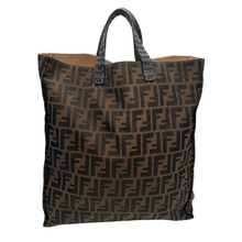 Upload the image to the Gallery viewer, Shopper Fendi
