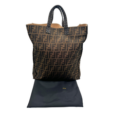 Upload the image to the Gallery viewer, Shopper Fendi
