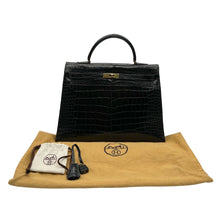 Upload the image to the Gallery viewer, Kelly 35 vintage crocodile leather
