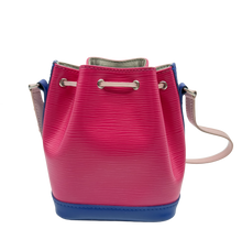 Upload the image to the Gallery viewer, Borsa Nano Noé in Pelle Epì Rosa e Blu 
