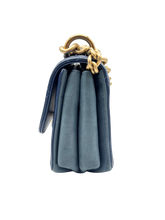 Carica l'immagine nel visualizzatore di Gallery, Borsa Straight Lined Flap in Pelle di Agnello Blu
