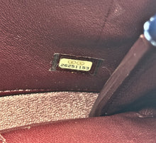 Carica l'immagine nel visualizzatore di Gallery, Borsa Straight Lined Flap in Pelle di Agnello Blu
