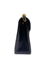 Carica l'immagine nel visualizzatore di Gallery, Borsa Curved Single Flap in Pelle nera
