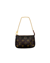 Carica l'immagine nel visualizzatore di Gallery, Mini Pochette in Tela Monogram

