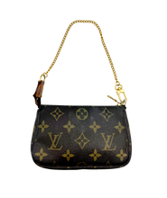 Carica l'immagine nel visualizzatore di Gallery, Mini Pochette in Tela Monogram
