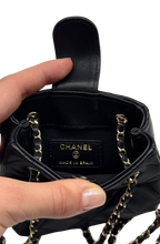 Upload the image to the Gallery viewer, Micro Pochette in Pelle Nera

