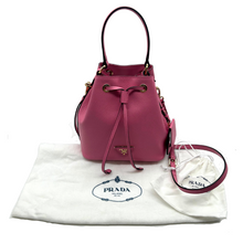 Upload the image to the Gallery viewer, Borsa a secchiello in pelle
