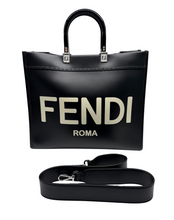 Carica l'immagine nel visualizzatore di Gallery, Borsa Sunshine in Pelle Nera
