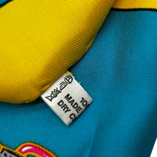 Upload the image to the Gallery viewer, Foulard
