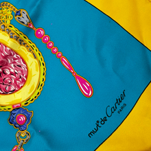 Upload the image to the Gallery viewer, Foulard
